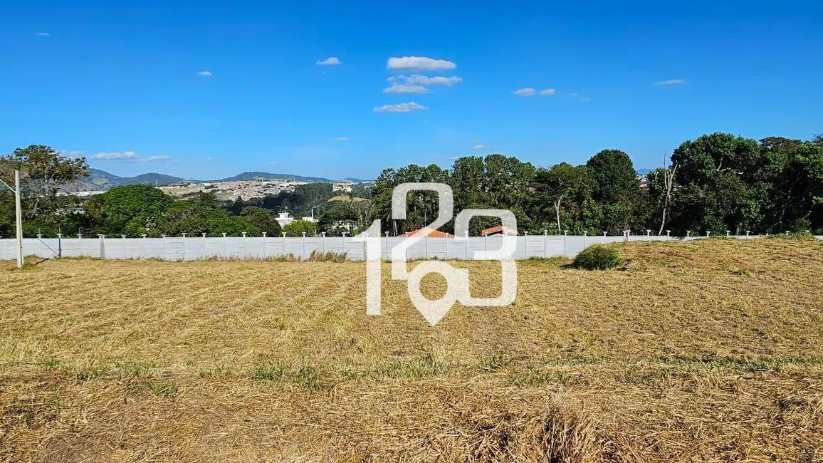 Foto 3 de Terreno / Lote à venda, 1018m2 em Curitibanos, Braganca Paulista - SP