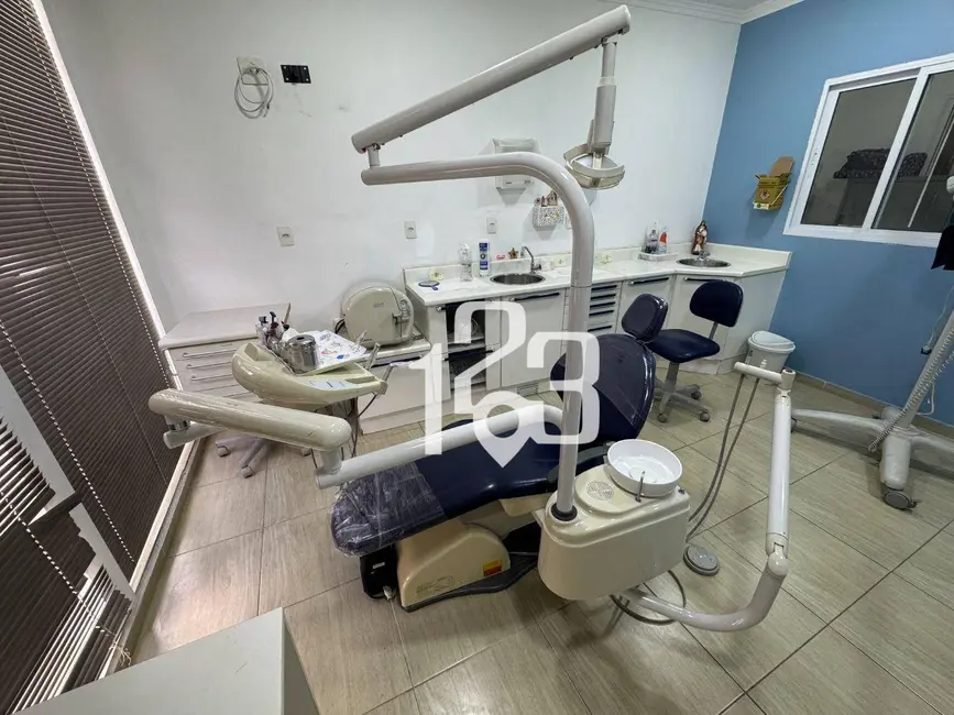 Foto 1 de Sala Comercial à venda e para alugar, 59m2 em Centro, Braganca Paulista - SP