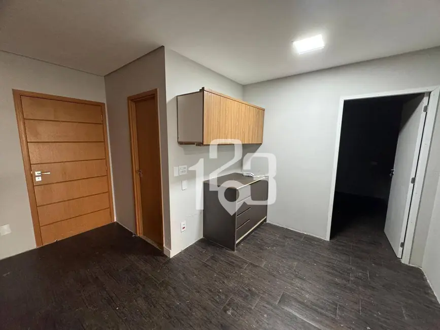 Sala Comercial para alugar, 65m2 em Braganca Paulista - SP - imagem 3 Foto 3 de Sala Comercial para alugar, 65m2 em Braganca Paulista - SP