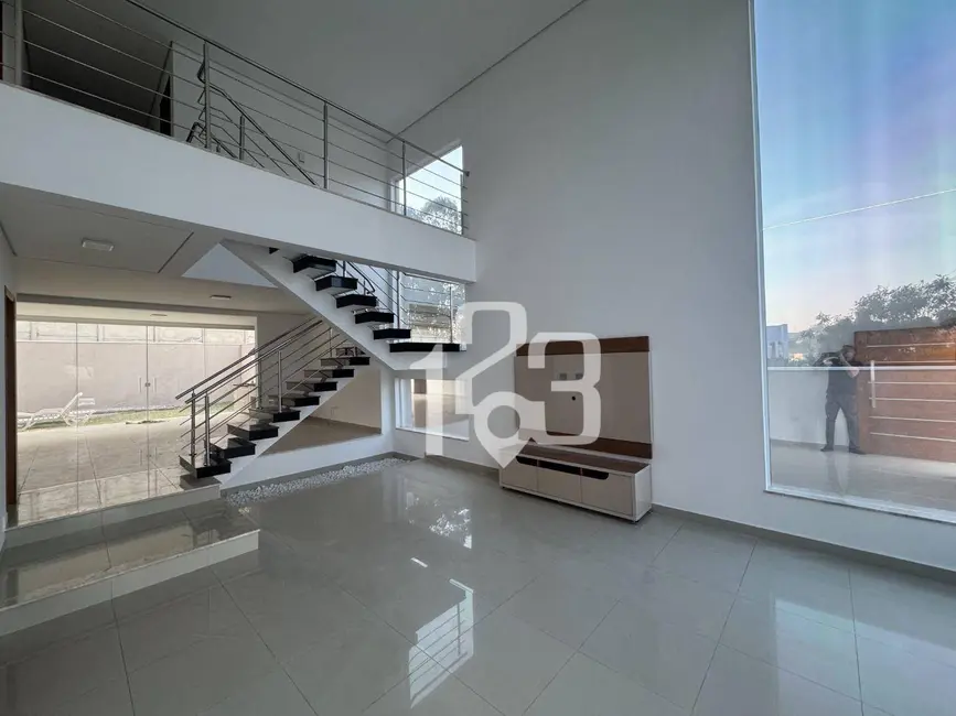 Foto 3 de Casa de Condomínio com 4 quartos à venda e para alugar, 350m2 em Residencial Floresta São Vicente, Braganca Paulista - SP