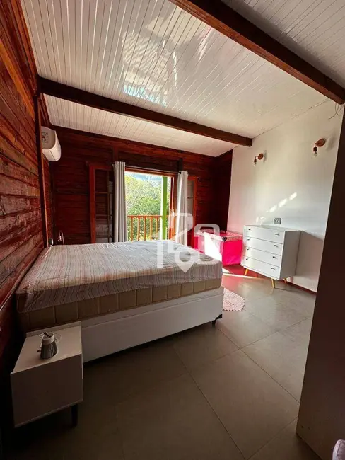 Foto 4 de Casa de Condomínio com 3 quartos para alugar, 1000m2 em Joanopolis - SP