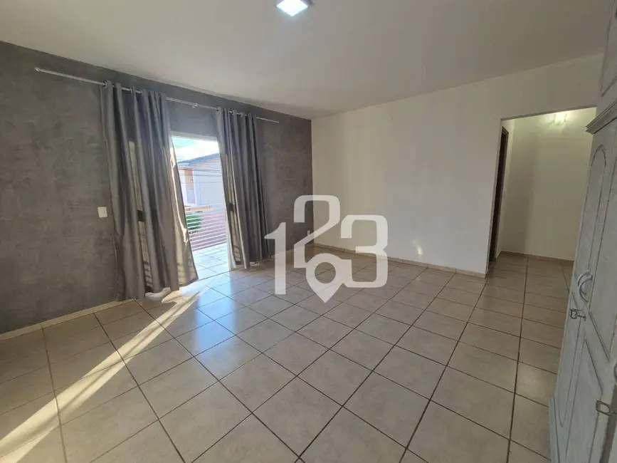 Casa com 3 quartos à venda, 160m2 em Aparecida, Braganca Paulista - SP - imagem 6 Foto 6 de Casa com 3 quartos à venda, 160m2 em Aparecida, Braganca Paulista - SP