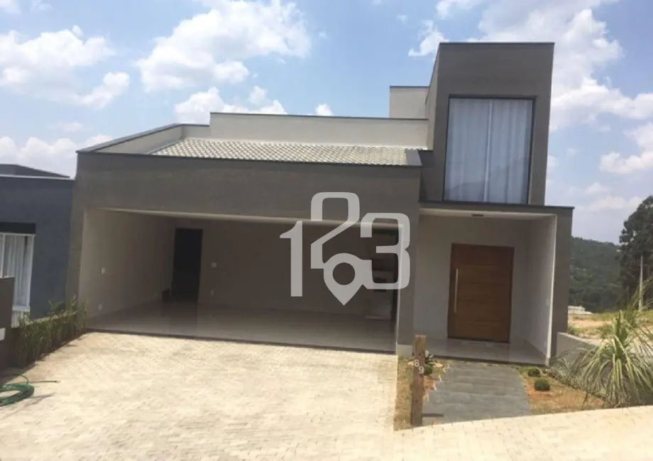 Foto 1 de Casa de Condomínio com 3 quartos para alugar, 300m2 em Braganca Paulista - SP