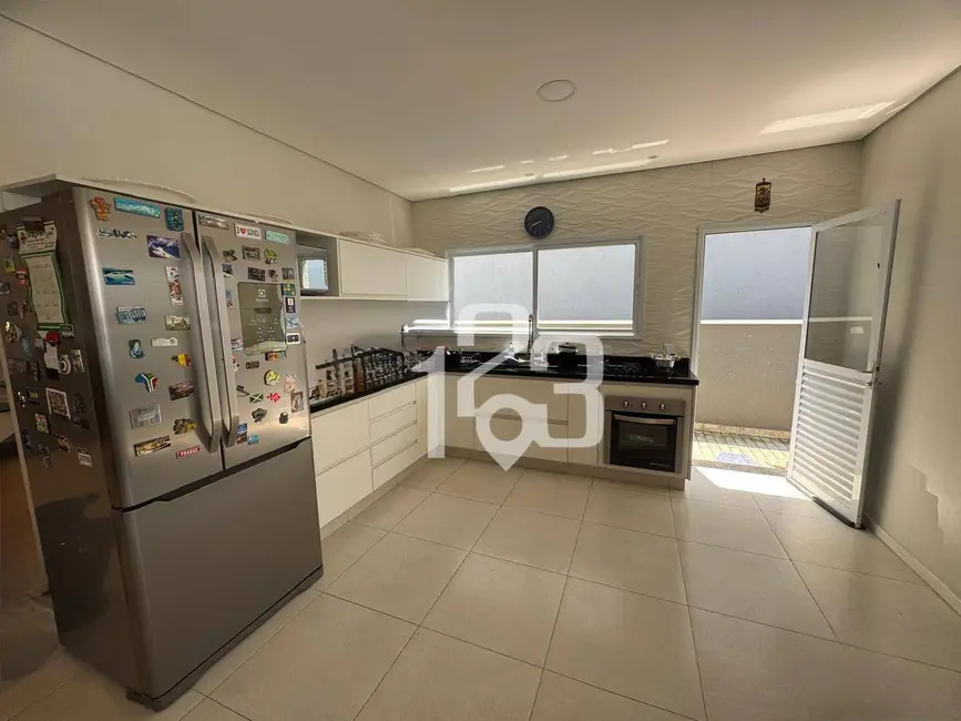 Casa de Condomínio com 3 quartos à venda, 330m2 em Braganca Paulista - SP - imagem 5 Foto 5 de Casa de Condomínio com 3 quartos à venda, 330m2 em Braganca Paulista - SP