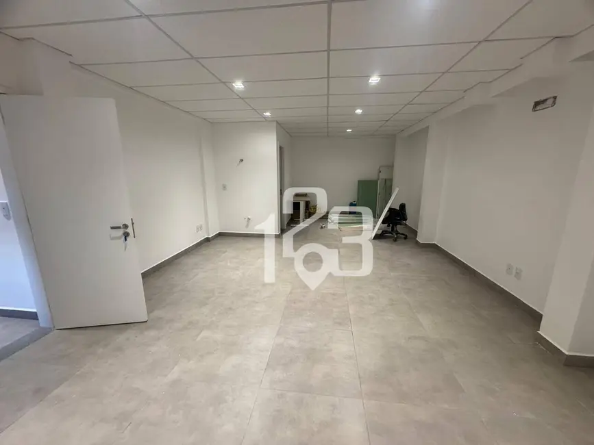 Foto 4 de Sala Comercial para alugar, 64m2 em Jardim do Lago, Braganca Paulista - SP