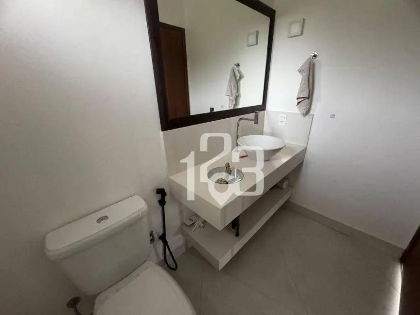 Foto 8 de Casa de Condomínio com 3 quartos à venda e para alugar, 1000m2 em Braganca Paulista - SP