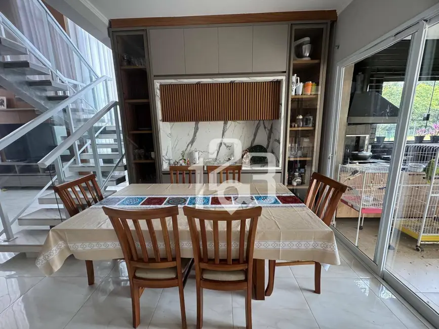 Foto 3 de Casa de Condomínio com 3 quartos à venda e para alugar, 392m2 em Braganca Paulista - SP