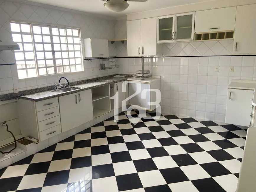 Foto 7 de Casa de Condomínio com 3 quartos para alugar, 360m2 em Braganca Paulista - SP