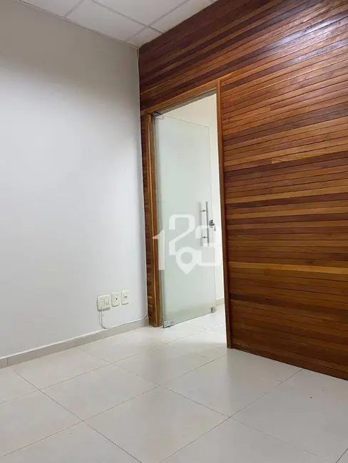 Foto 3 de Sala Comercial para alugar, 45m2 em Lagos de Santa Helena, Braganca Paulista - SP