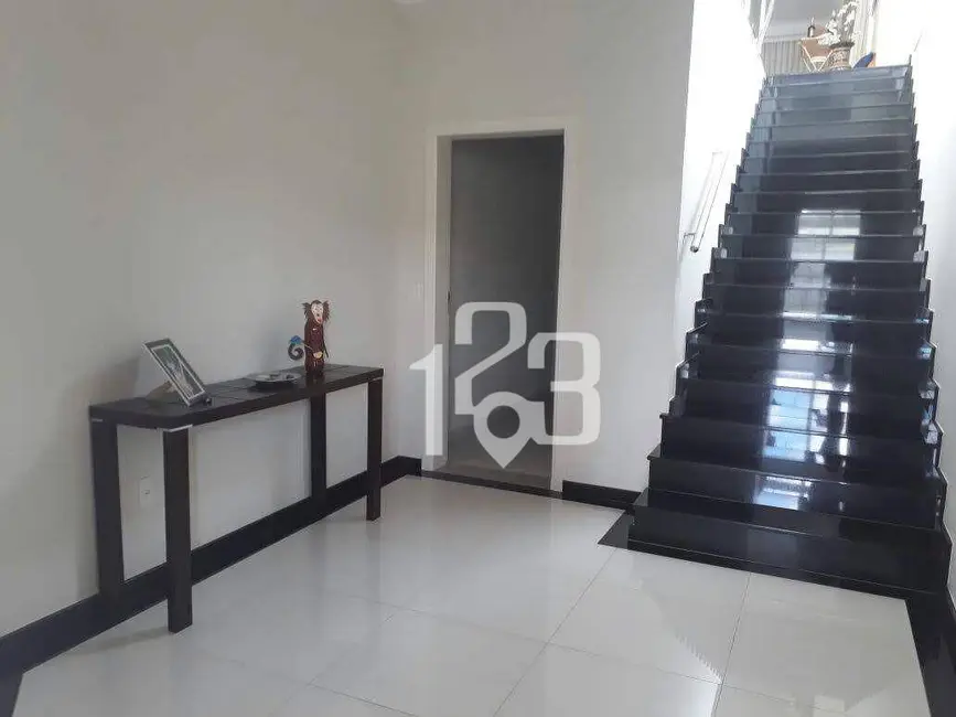 Foto 5 de Casa com 4 quartos para alugar, 600m2 em Lagos de Santa Helena, Braganca Paulista - SP