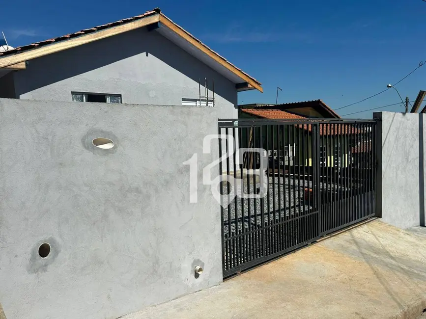 Casa com 2 quartos à venda, 200m2 em Braganca Paulista - SP - imagem 3 Foto 3 de Casa com 2 quartos à venda, 200m2 em Braganca Paulista - SP