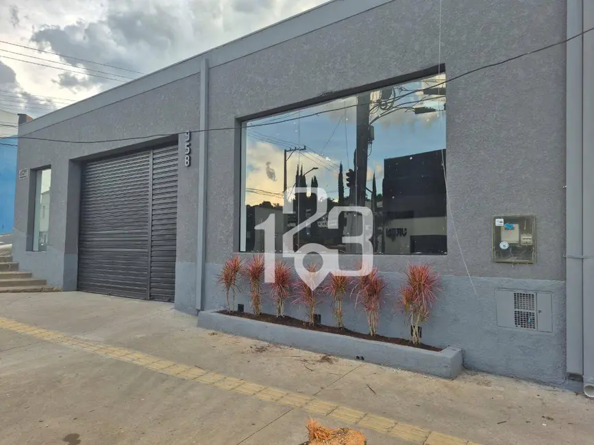 Foto 2 de Armazém / Galpão para alugar, 300m2 em Centro, Braganca Paulista - SP