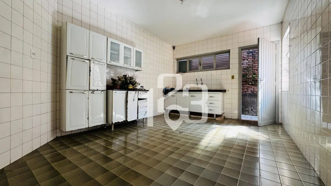 Foto 7 de Casa com 3 quartos para alugar, 250m2 em Braganca Paulista - SP