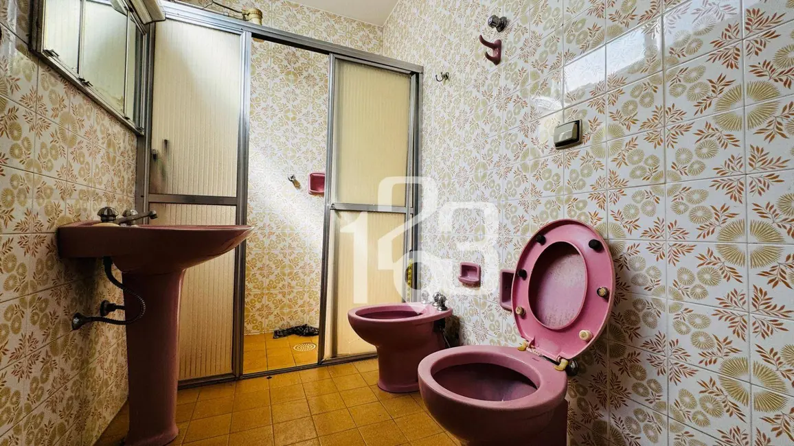 Foto 9 de Casa com 3 quartos para alugar, 250m2 em Braganca Paulista - SP