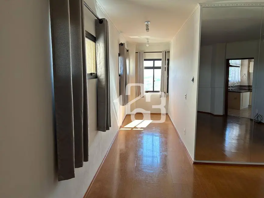 Apartamento com 3 quartos para alugar, 180m2 em Centro, Braganca Paulista - SP - imagem 3 Foto 3 de Apartamento com 3 quartos para alugar, 180m2 em Centro, Braganca Paulista - SP
