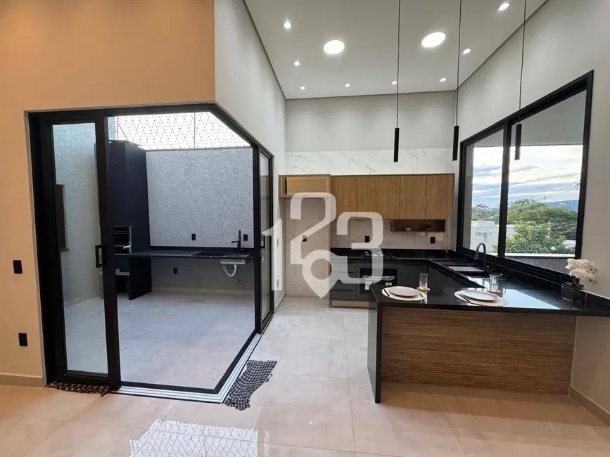Casa com 3 quartos à venda, 140m2 em Braganca Paulista - SP - imagem 5 Foto 5 de Casa com 3 quartos à venda, 140m2 em Braganca Paulista - SP