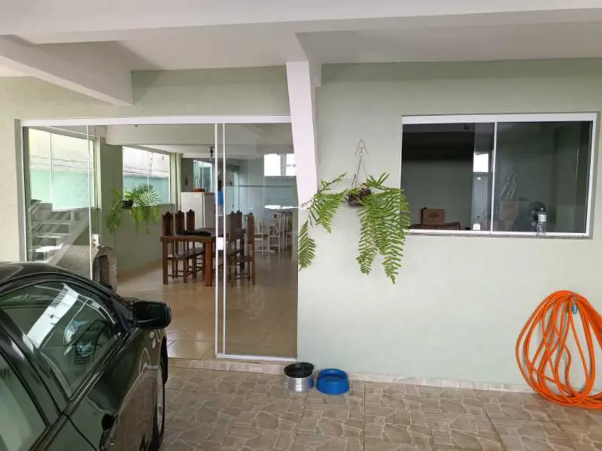 Casa com 4 quartos à venda, 278m2 em Pocos De Caldas - MG - imagem 3 Foto 3 de Casa com 4 quartos à venda, 278m2 em Pocos De Caldas - MG