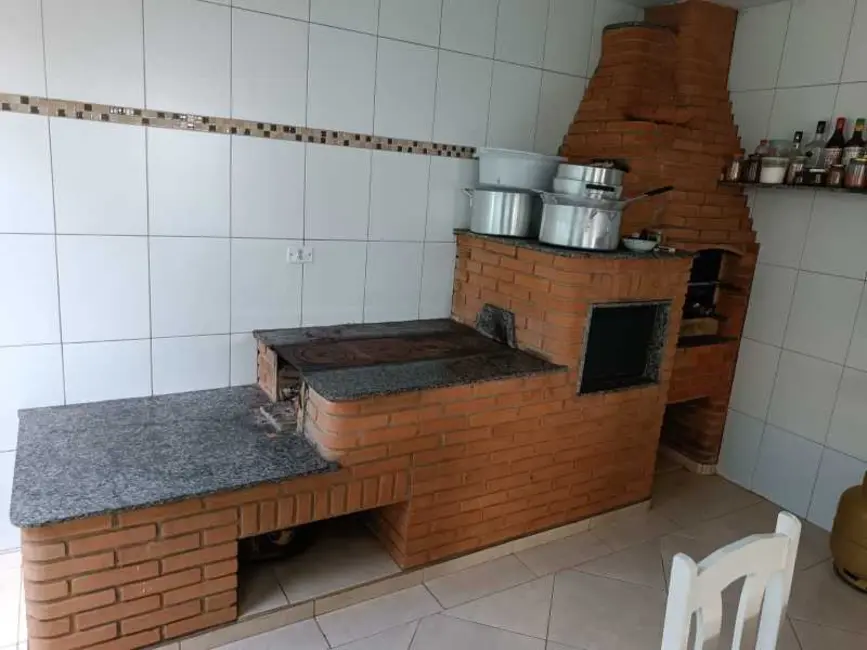 Casa com 4 quartos à venda, 278m2 em Pocos De Caldas - MG - imagem 6 Foto 6 de Casa com 4 quartos à venda, 278m2 em Pocos De Caldas - MG