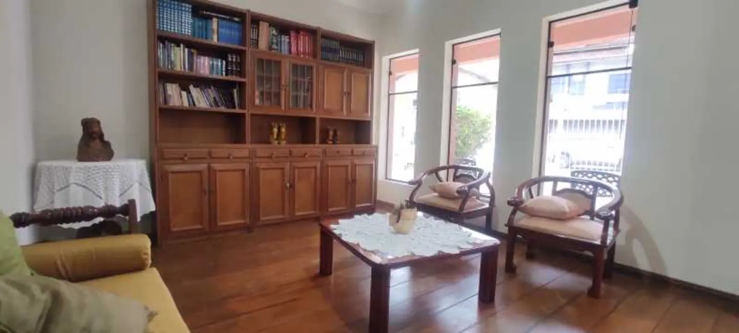 Foto 4 de Casa com 4 quartos à venda, 356m2 em Pocos De Caldas - MG