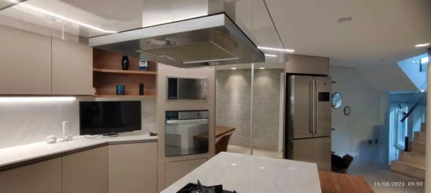 Foto 2 de Casa de Condomínio com 3 quartos à venda, 216m2 em São Paulo - SP