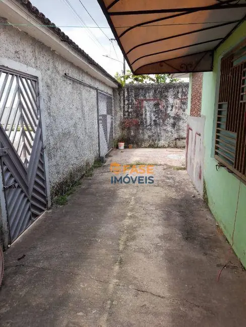 Foto 2 de Casa com 2 quartos à venda, 278m2 em Aurá, Ananindeua - PA