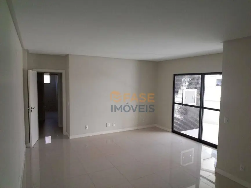 Foto 6 de Apartamento com 3 quartos à venda, 133m2 em Centro, Criciuma - SC