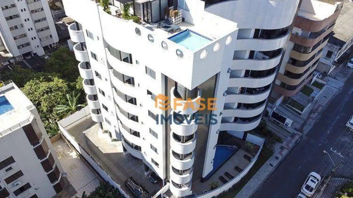 Foto 1 de Apartamento com 3 quartos à venda, 133m2 em Centro, Criciuma - SC