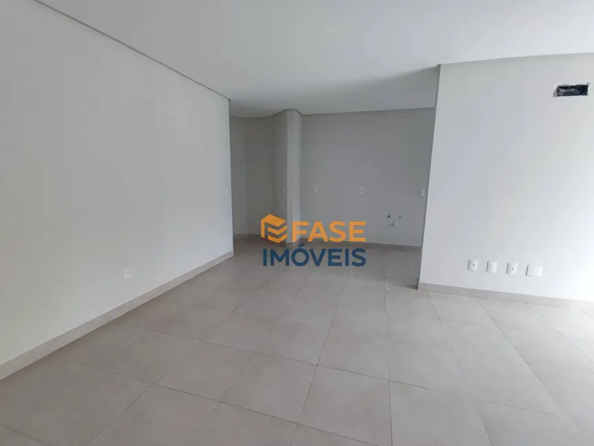 Foto 1 de Apartamento com 2 quartos à venda, 227m2 em Centro, Criciuma - SC