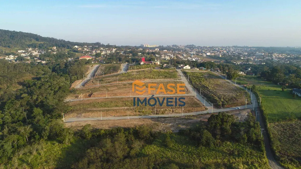 Foto 1 de Terreno / Lote à venda, 360m2 em Criciuma - SC