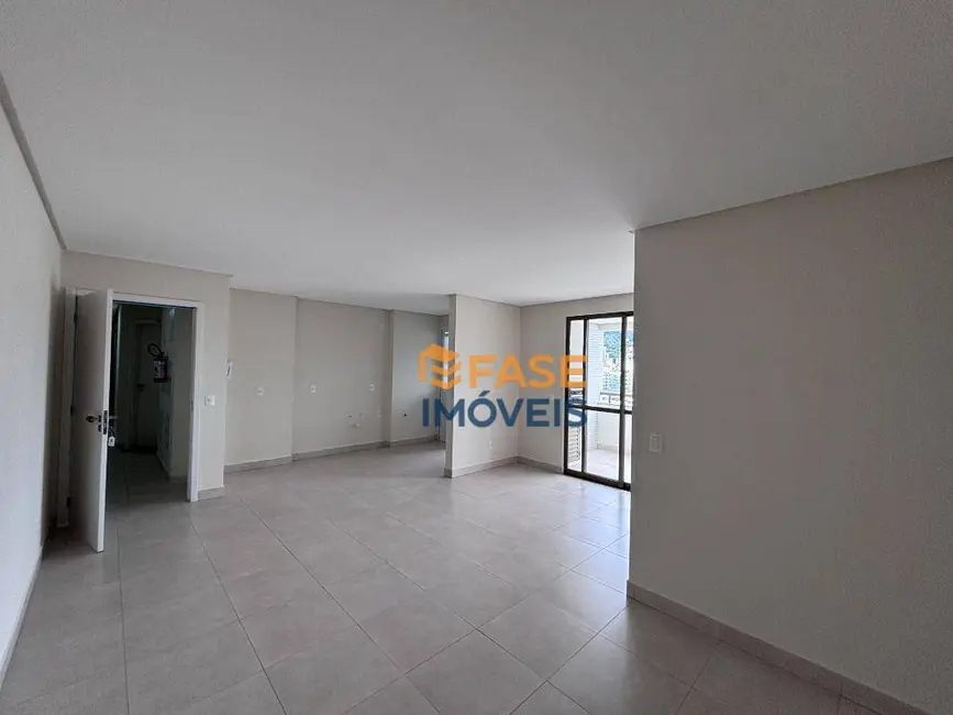 Foto 8 de Apartamento com 3 quartos à venda, 92m2 em Centro, Criciuma - SC