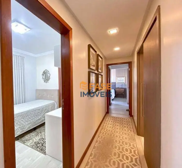 Foto 2 de Apartamento com 3 quartos à venda, 130m2 em Comerciário, Criciuma - SC