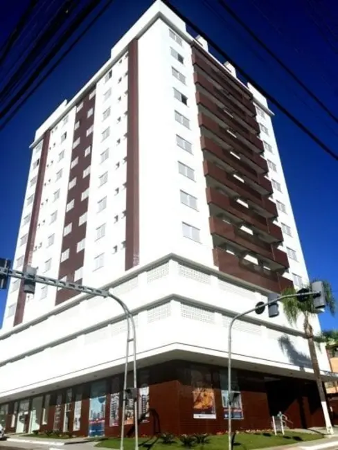 Foto 1 de Apartamento com 3 quartos à venda, 130m2 em Comerciário, Criciuma - SC
