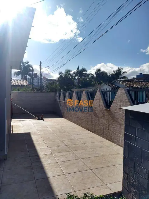 Foto 5 de Casa com 5 quartos à venda, 167m2 em Próspera, Criciuma - SC