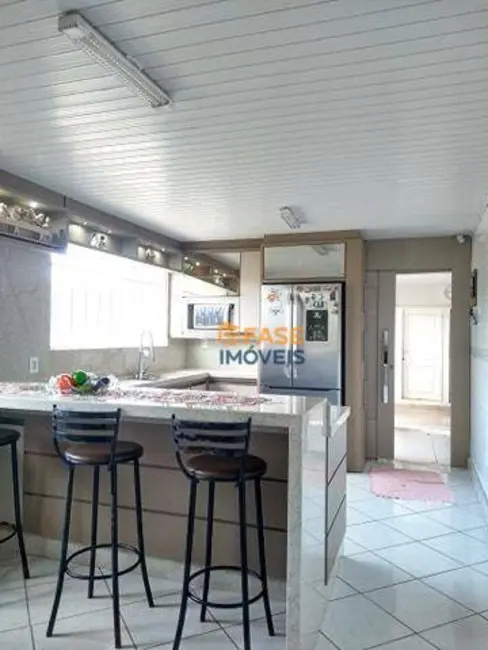 Foto 9 de Casa com 5 quartos à venda, 167m2 em Próspera, Criciuma - SC