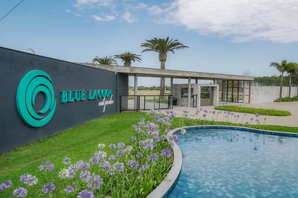 Foto 5 de Terreno / Lote à venda, 551m2 em Balneario Rincao - SC