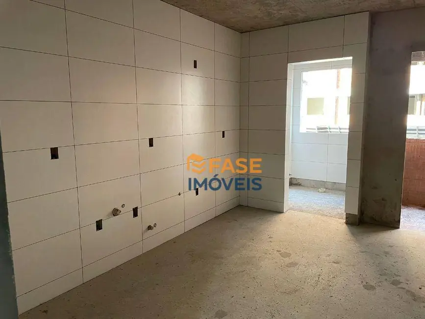 Foto 9 de Apartamento com 2 quartos à venda, 62m2 em São Luiz, Criciuma - SC