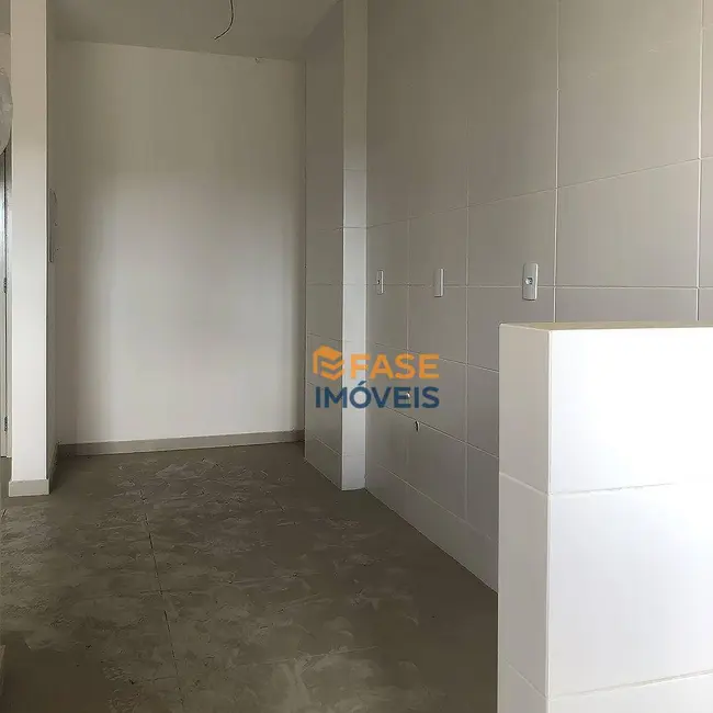 Foto 2 de Apartamento com 2 quartos à venda, 63m2 em Pinheirinho, Criciuma - SC
