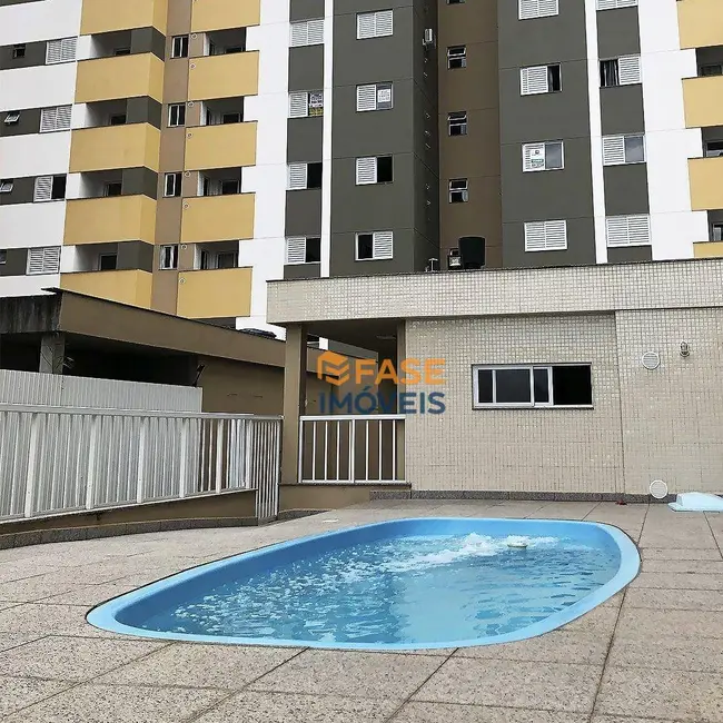 Foto 9 de Apartamento com 2 quartos à venda, 63m2 em Pinheirinho, Criciuma - SC