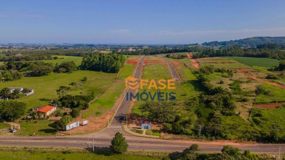 Foto 1 de Terreno / Lote à venda, 366m2 em Icara - SC