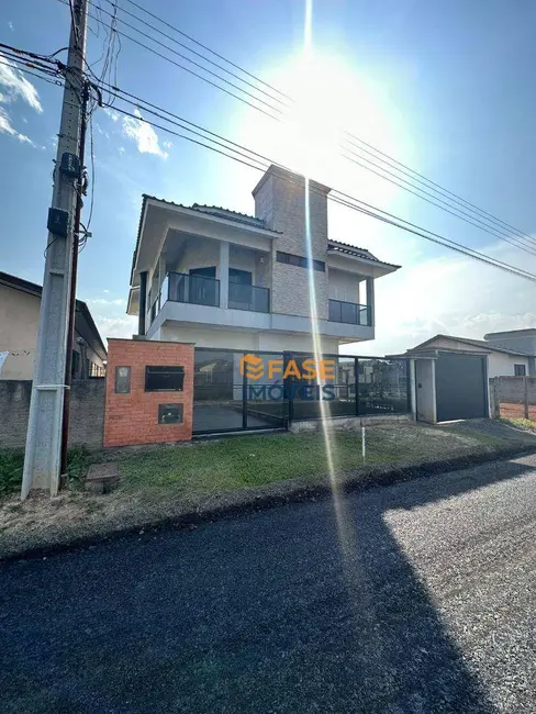 Foto 2 de Casa com 3 quartos à venda, 422m2 em Quarta Linha, Criciuma - SC