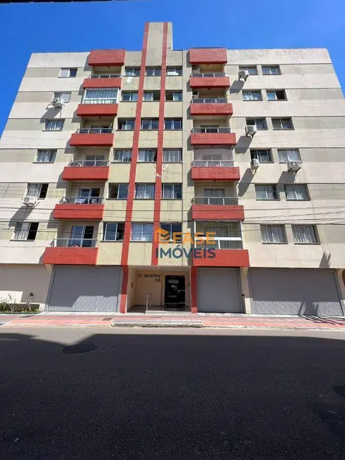 Foto 2 de Apartamento com 2 quartos à venda, 68m2 em Centro, Criciuma - SC