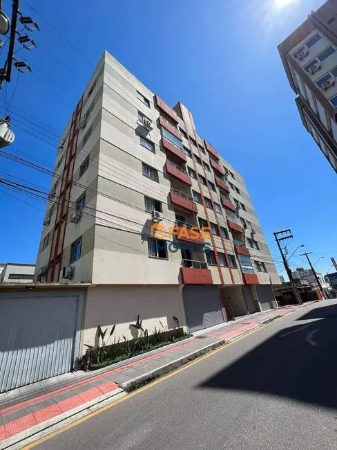 Foto 1 de Apartamento com 2 quartos à venda, 68m2 em Centro, Criciuma - SC
