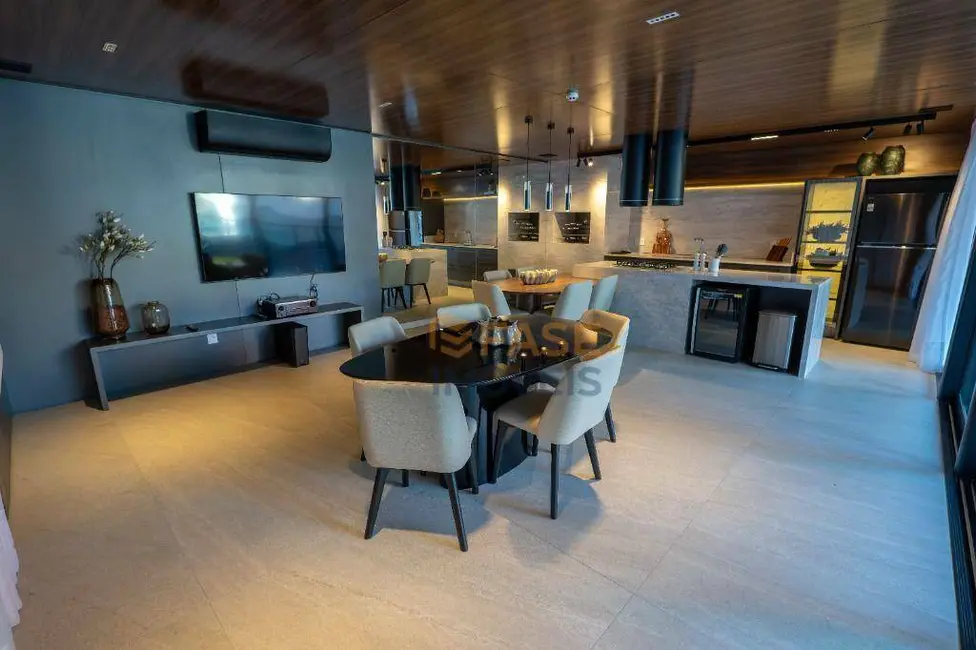 Foto 3 de Apartamento com 3 quartos à venda, 98m2 em Centro, Criciuma - SC