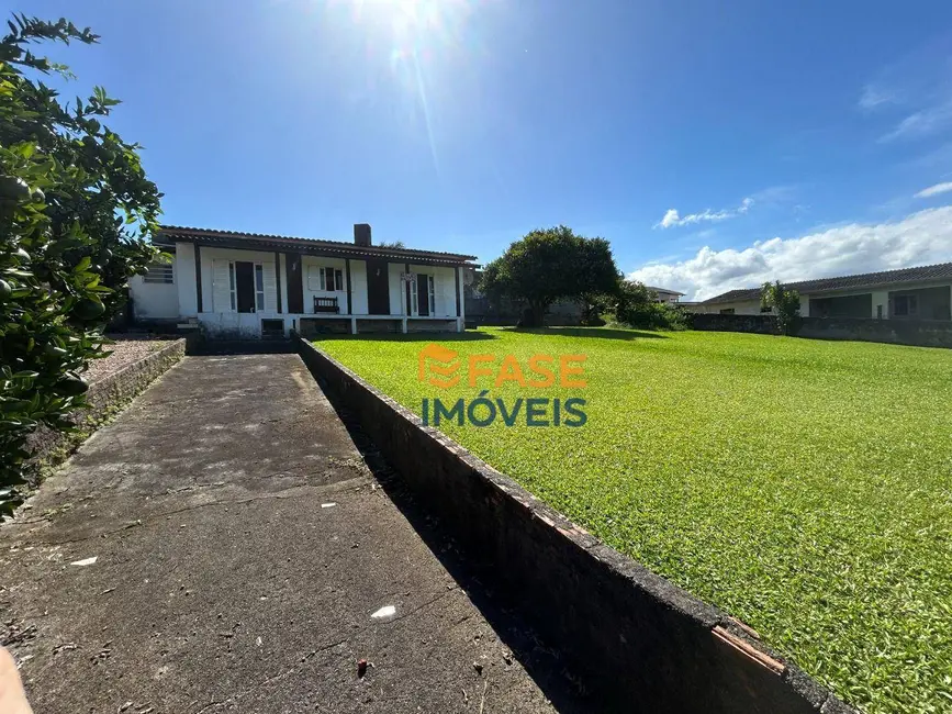 Foto 1 de Casa com 2 quartos à venda, 230m2 em Pedro Zanivan, Criciuma - SC