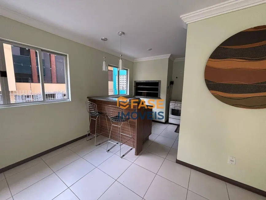 Apartamento com 2 quartos à venda, 93m2 em Centro, Criciuma - SC - imagem 4 Foto 4 de Apartamento com 2 quartos à venda, 93m2 em Centro, Criciuma - SC