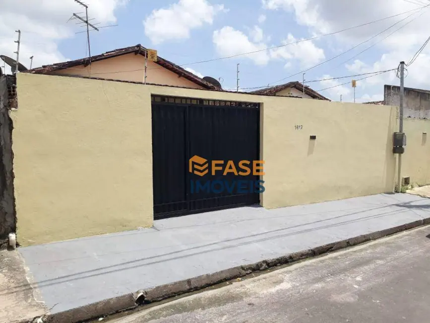 Foto 1 de Casa com 2 quartos à venda, 70m2 em Coqueiro, Ananindeua - PA