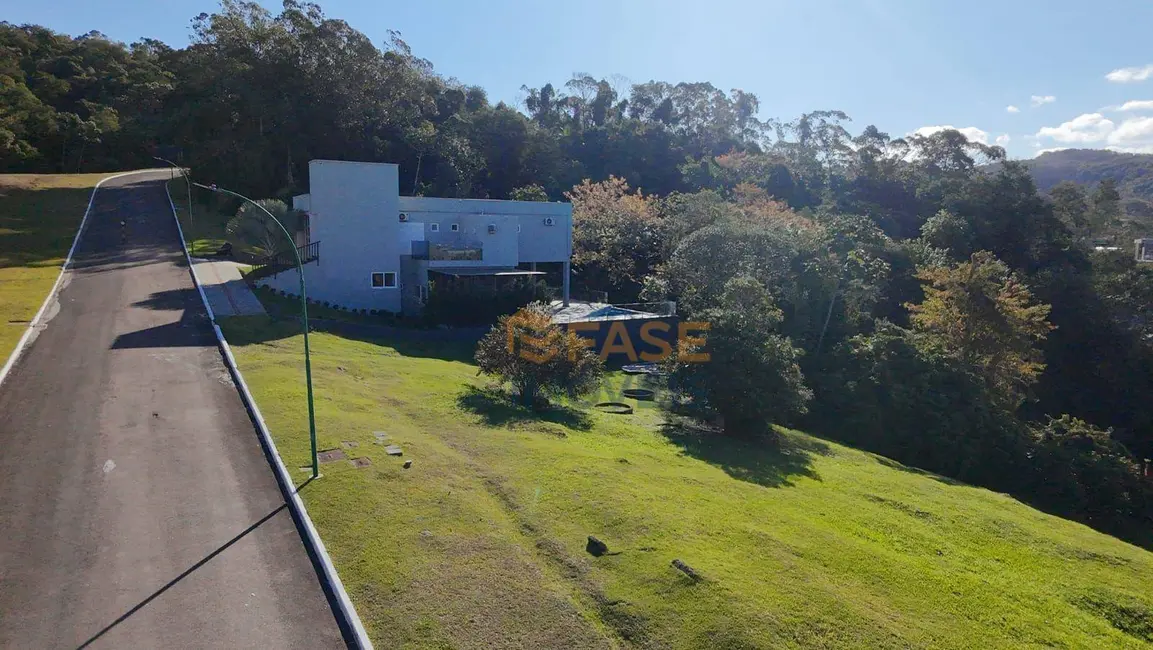 Foto 1 de Terreno / Lote à venda, 1012m2 em São Simão, Criciuma - SC