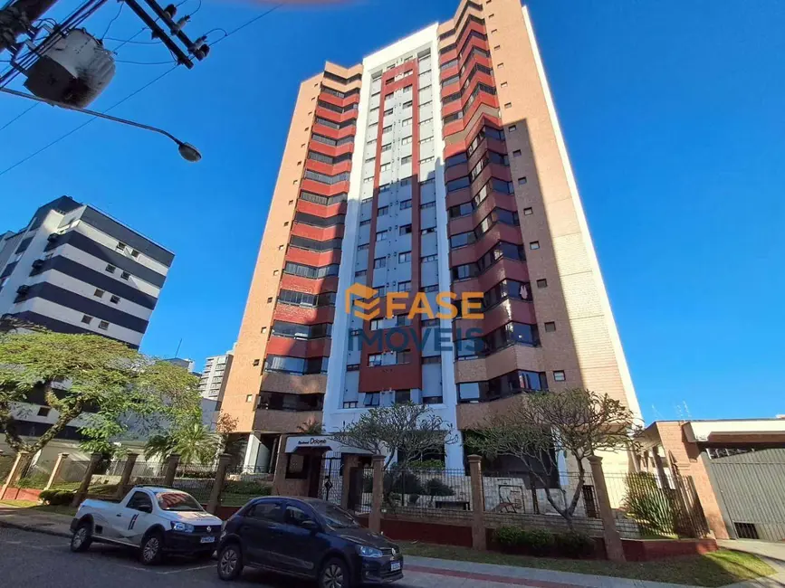 Foto 1 de Apartamento com 3 quartos à venda, 203m2 em Comerciário, Criciuma - SC