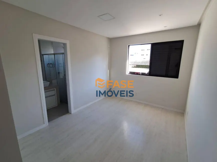 Foto 7 de Apartamento com 3 quartos à venda, 203m2 em Comerciário, Criciuma - SC