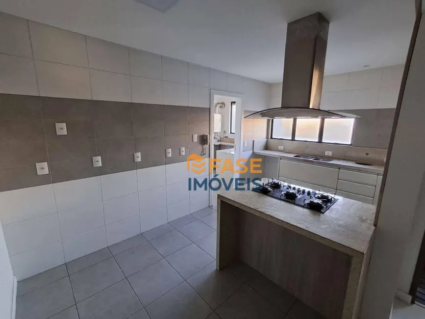 Foto 3 de Apartamento com 3 quartos à venda, 203m2 em Comerciário, Criciuma - SC